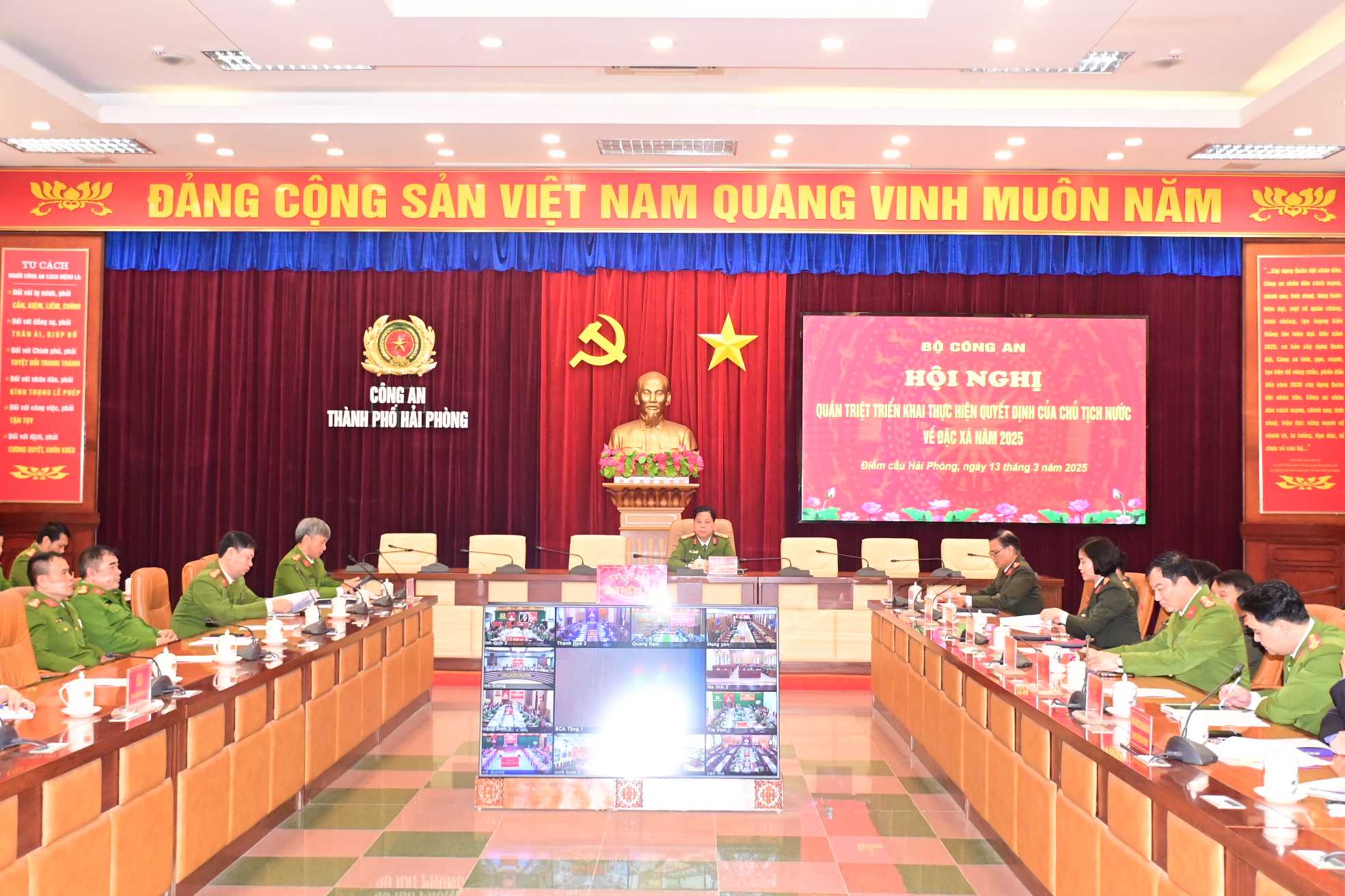 Bảo đảm việc xét đặc xá công khai, minh bạch, dân chủ, chặt chẽ, đúng đối tượng, điều kiện quy định 13/03/2025